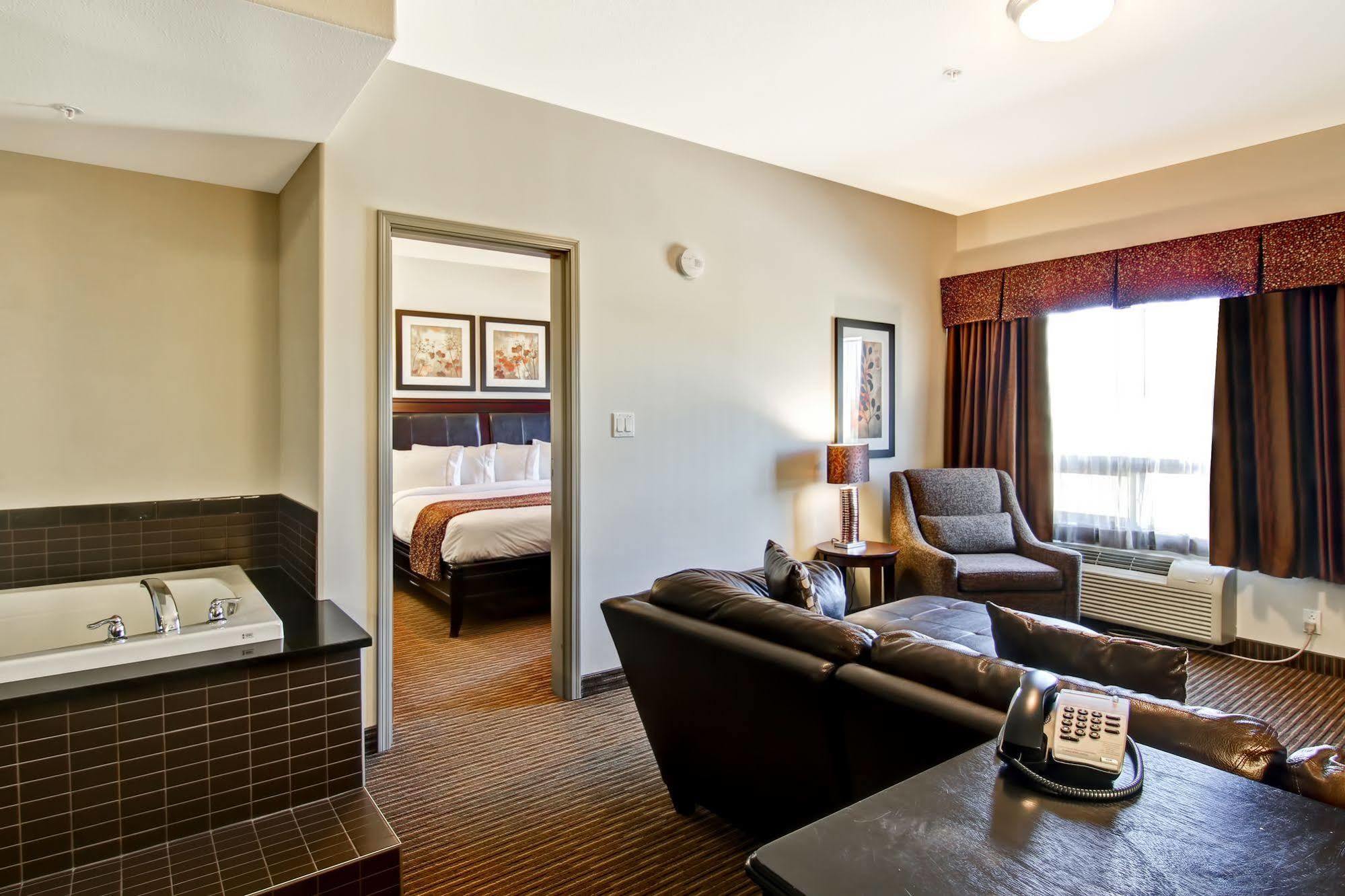 Canalta Hotel Tisdale Luaran gambar