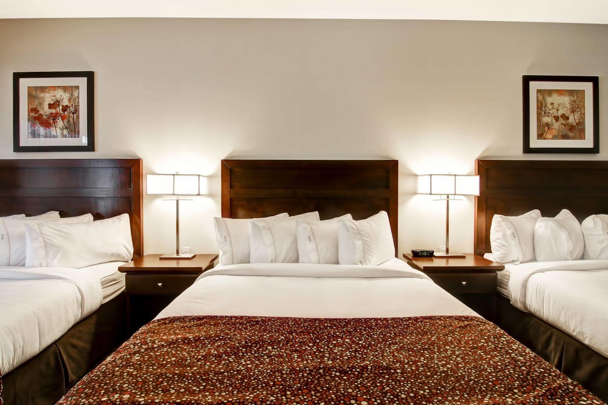 Canalta Hotel Tisdale Luaran gambar
